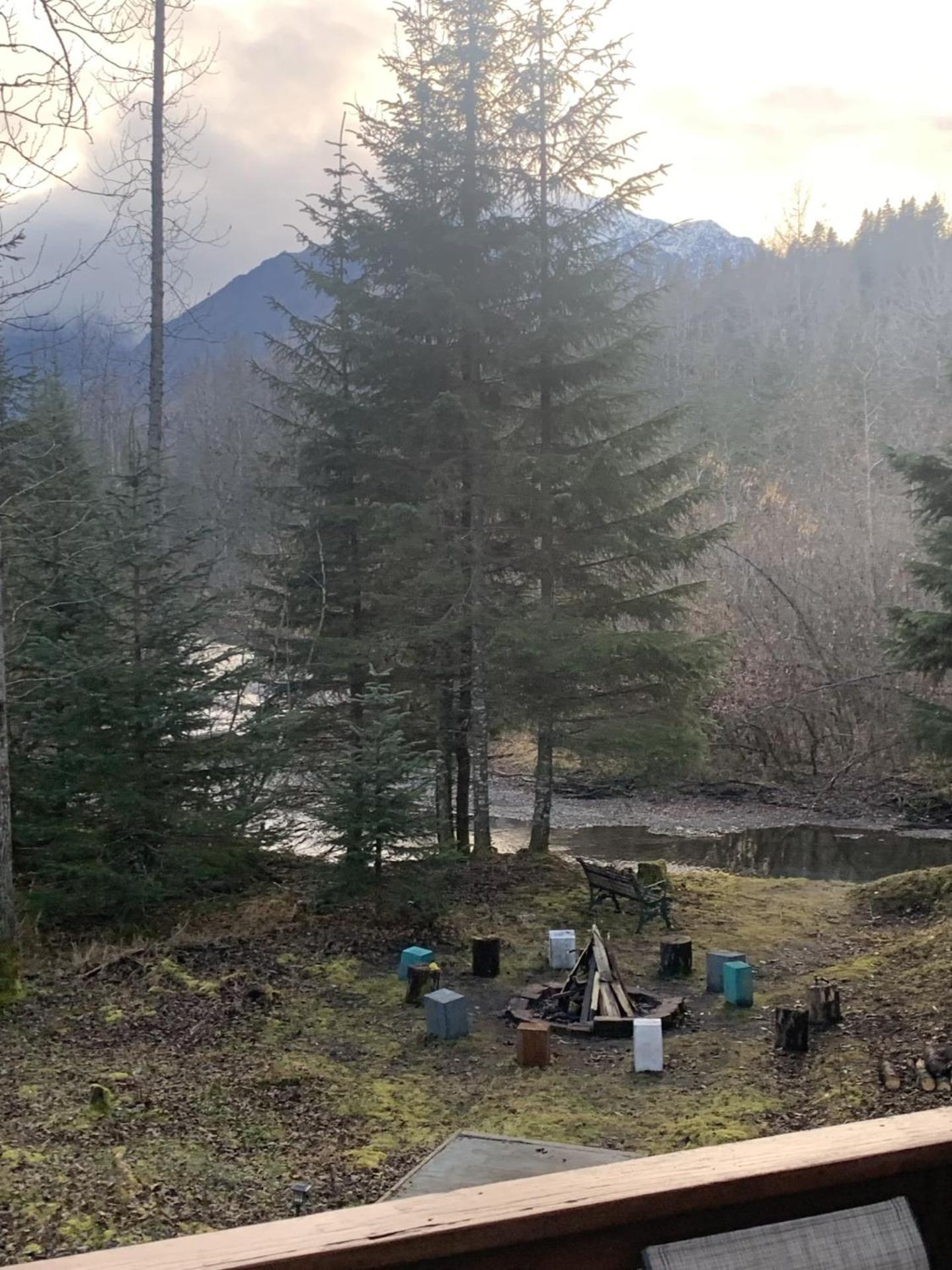 Bear Bottoms At Salmon Creek Villa Seward Exterior photo